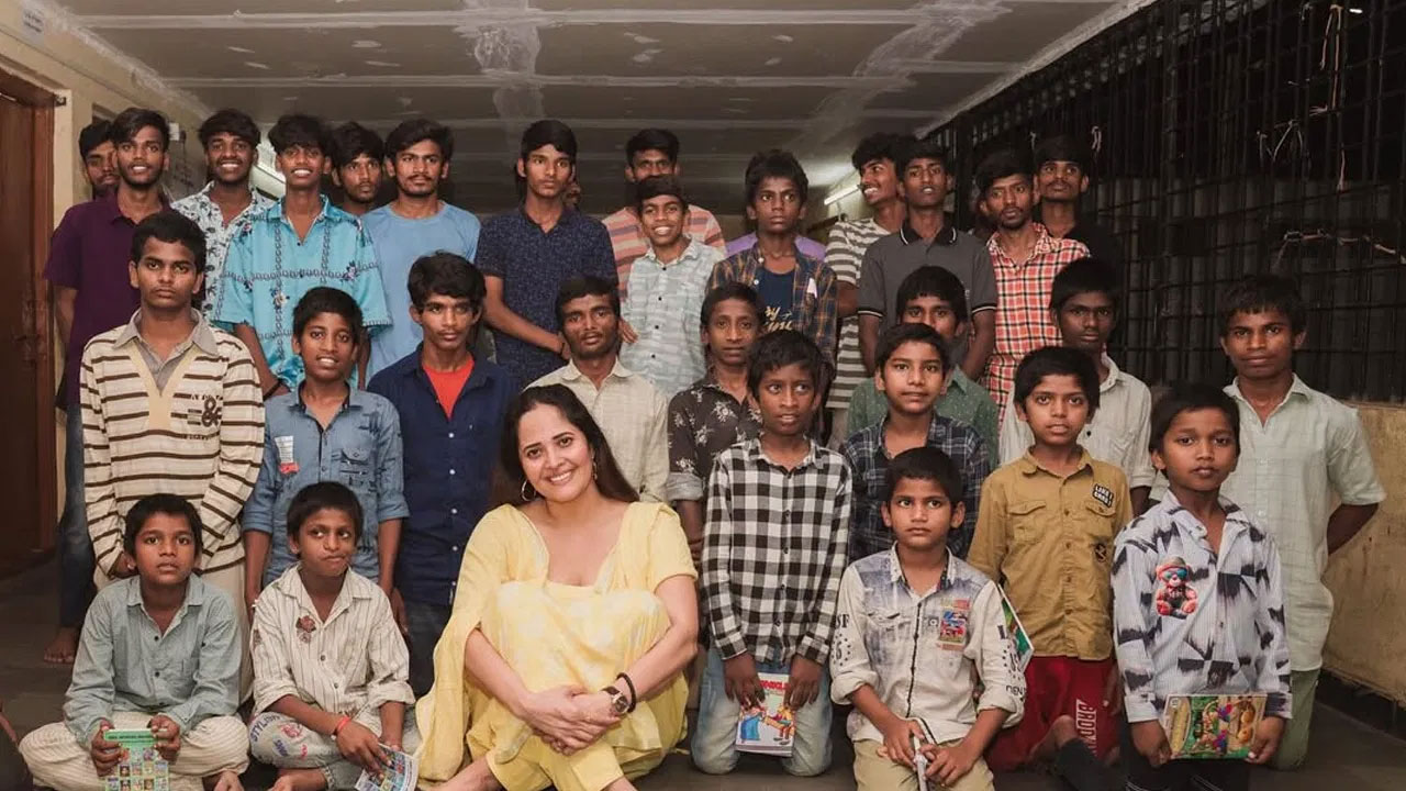 Anasuya Bharadwaj | అన‌సూయది ఎంత మంచి మ‌న‌స్సు.. అనాథాశ్ర‌మంలో బ‌ర్త్ డే సెల‌బ్రేష‌న్స్