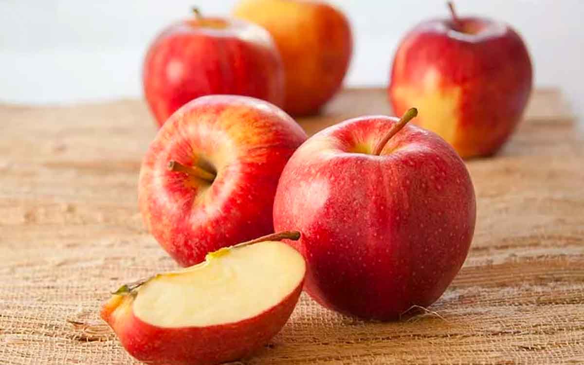 An Apple A Day | రోజుకు ఒక యాపిల్ పండును క‌చ్చితంగా తినాల్సిందే.. ఎందుకంటే..?