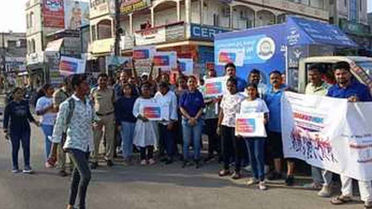 World Asthma Day | కాలుష్యాన్ని తగ్గించేందుకు ప్రతి ఒక్కరికి కృషి చేయాలి : డాక్టర్ పూర్ణచందర్ రెడ్డి