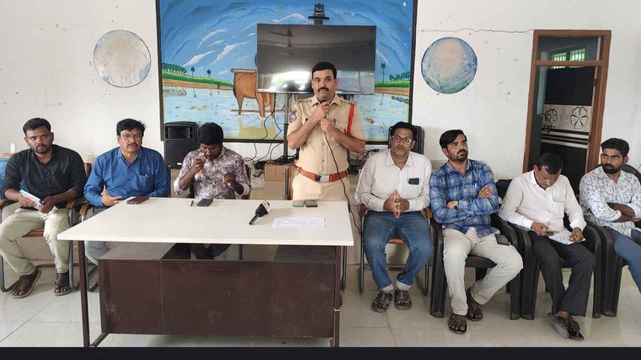 Nizamabad | ప్రశాంతమైన వాతావరణంలో పండుగలు జరుపుకోవాలి