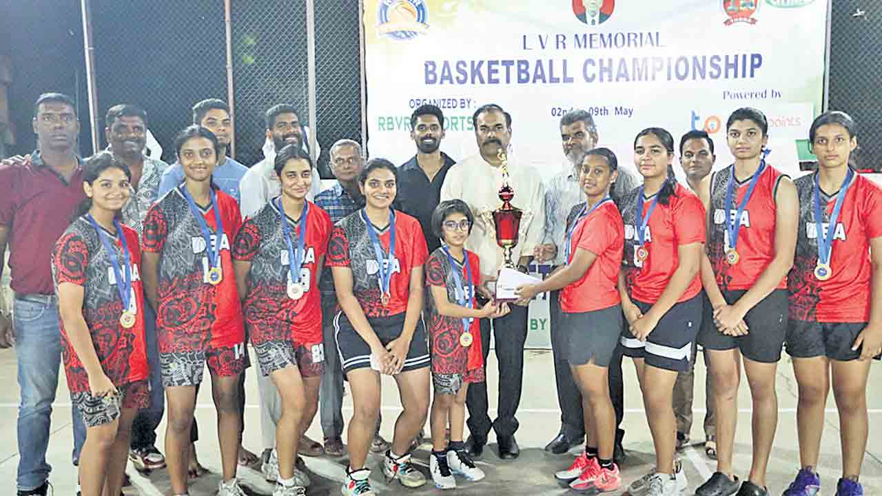 ఎల్‌వీఆర్‌ బాస్కెట్‌బాల్‌ చాంప్‌ డీబీఏ