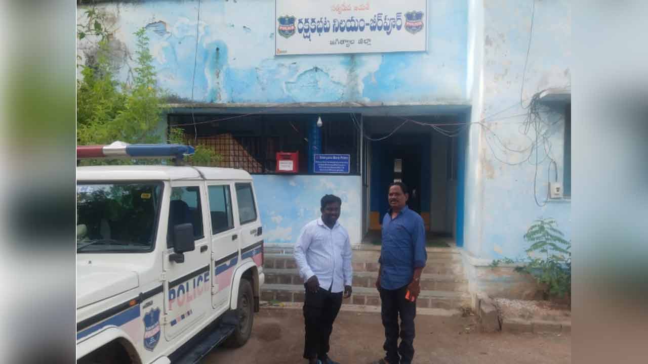 Indiramma House | ఇందిర‌మ్మ ఇల్లు రాలేదు.. సెల్ ట‌వ‌రెక్కి ఆత్మ‌హ‌త్య చేసుకుంటా..