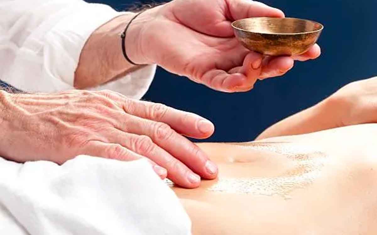 Belly Button Oil Massage | నాభిలో నూనె వేసి సున్నితంగా మ‌సాజ్ చేస్తే ఇన్ని ఉప‌యోగాలు ఉన్నాయా.. త‌ప్ప‌క తెలుసుకోవాల్సిందే..