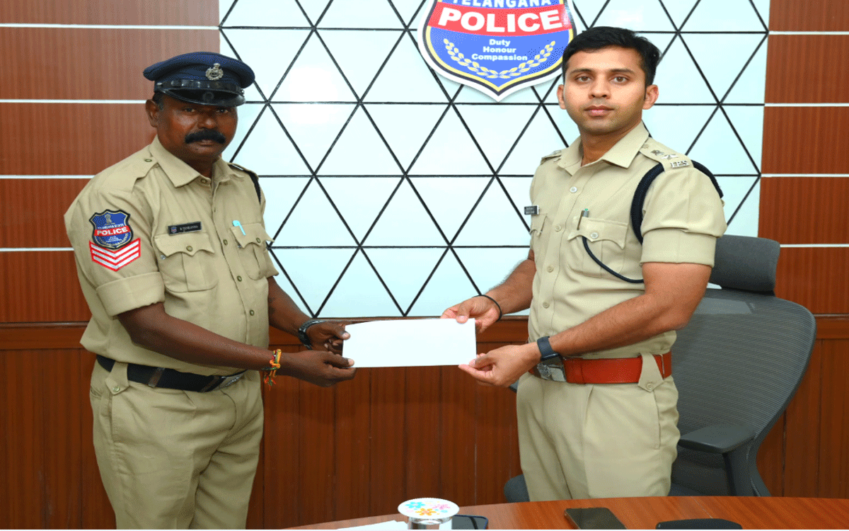 Kattangur : ఉత్తమ గ్రామ పోలీస్‌ అధికారిగా బోడ వెంకటేశ్వర్లు