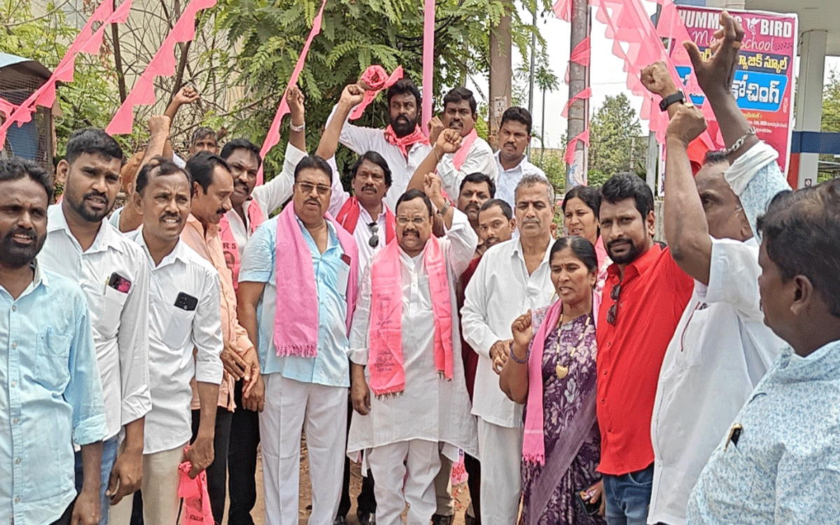 Kodada : కోదాడలో ఘనంగా కార్మిక దినోత్సవ వేడుకలు