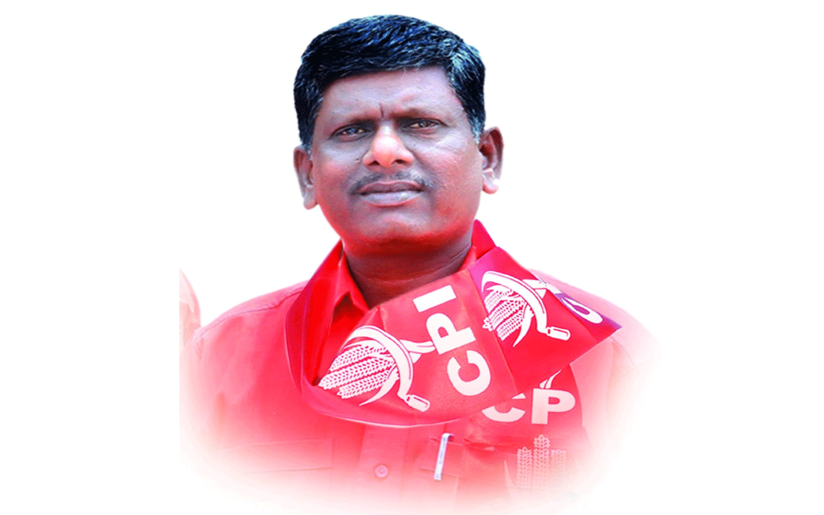 Munugode : సీపీఐ మునుగోడు మండల కార్యదర్శిగా చాపల శీను