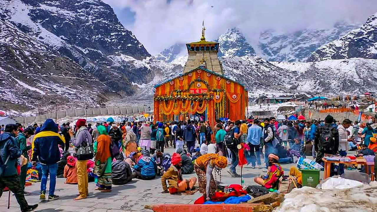 Chardham Yatra | చార్‌ధామ్ యాత్ర‌కు త‌గ్గిన భ‌క్తులు.. స‌రిహ‌ద్దుల్లో నెల‌కొన్న ఉద్రిక్త‌త‌లే కార‌ణ‌మా..?