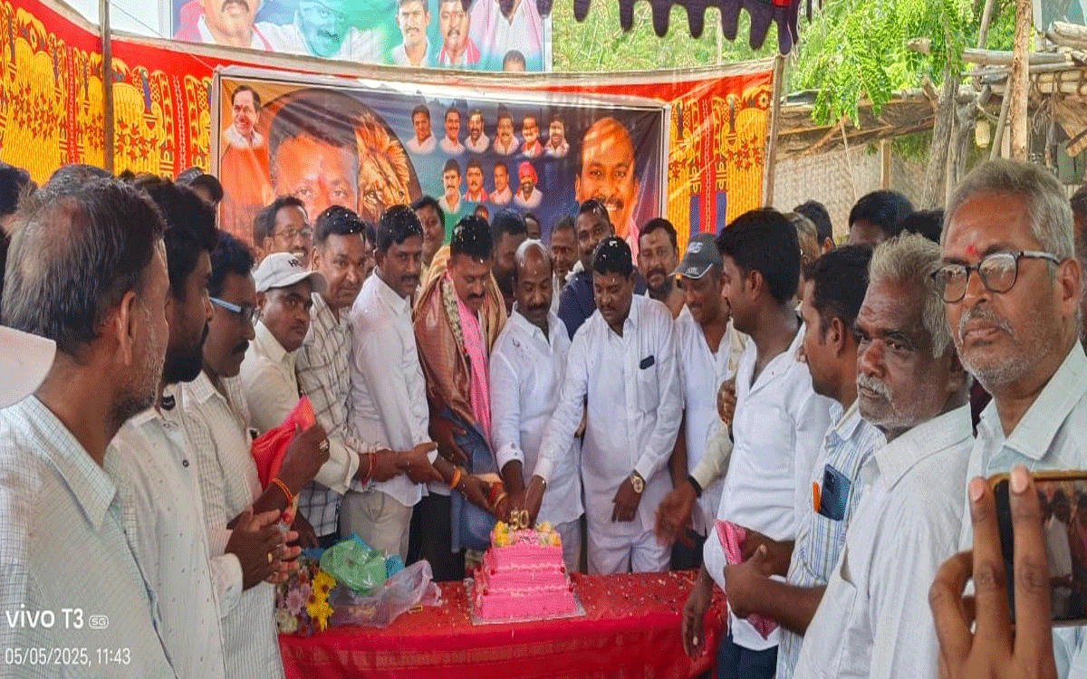 Kattangur : పెద్ది ఫౌండేష‌న్ సేవా కార్య‌క్ర‌మాలు అభినంద‌నీయం : మాజీ ఎమ్మెల్యే చిరుమర్తి లింగయ్య