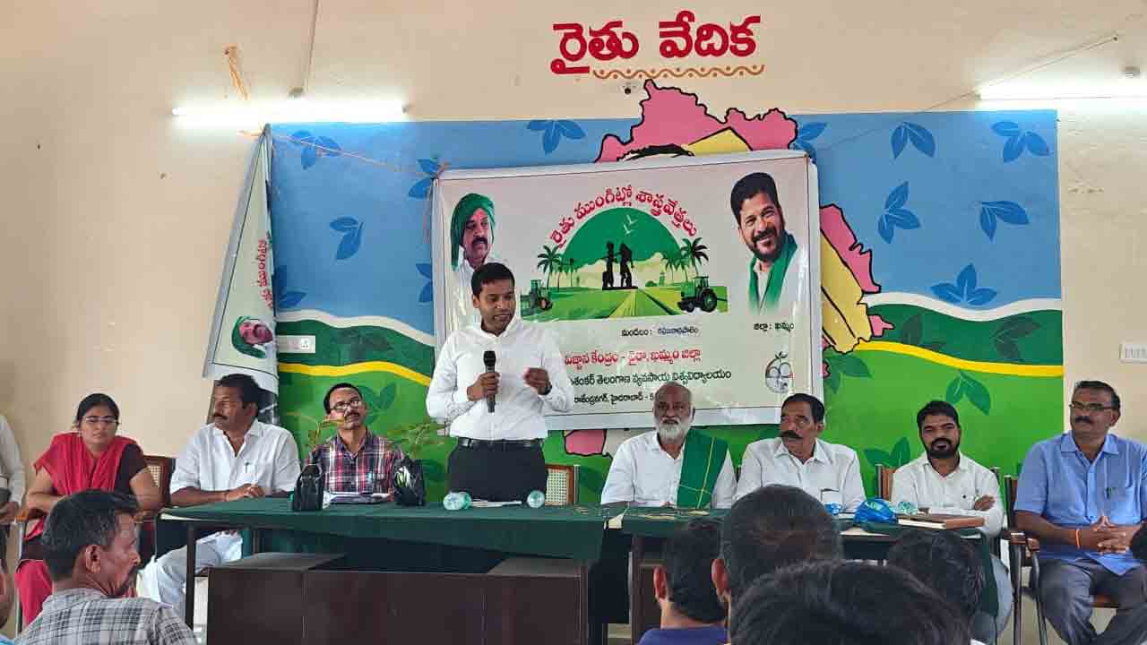 శాస్త్రవేత్తల సూచనలు పాటించి అధిక దిగుబడులు సాధించాలి