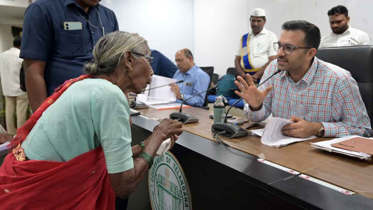 Prateek Jain | ప్రజా సమస్యల పరిష్కారానికి అధికారులు ప్రత్యేక దృష్టి : కలెక్టర్‌ ప్రతీక్‌ జైన్‌