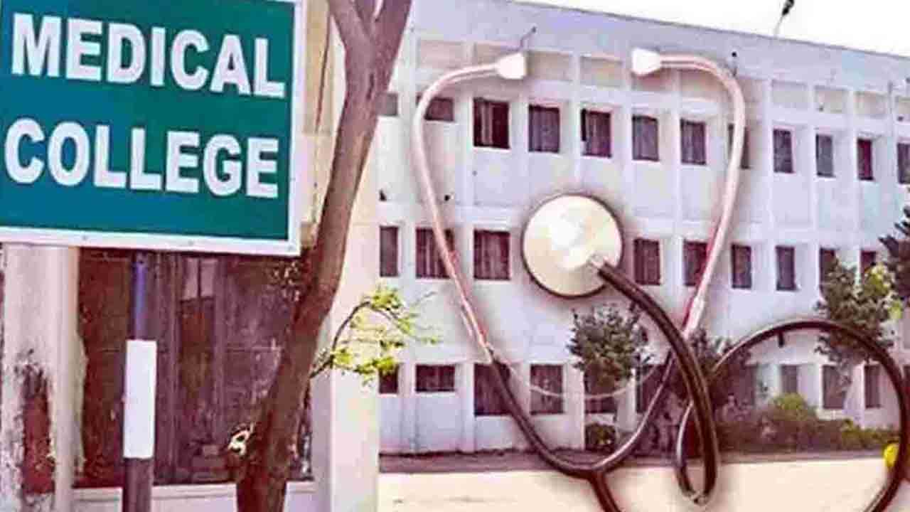 మెడికోల స్టైపెండ్‌పై సర్కారులో కదలిక