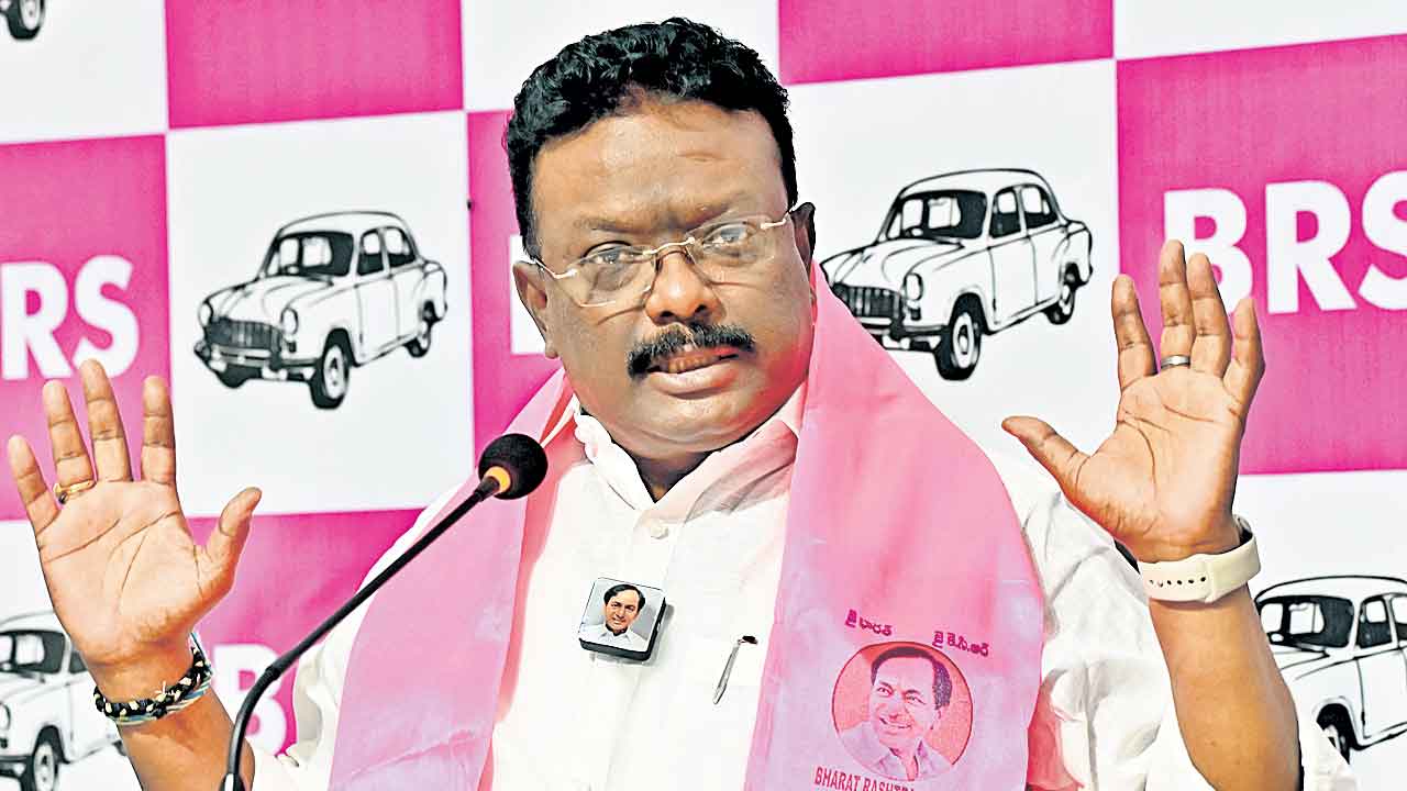 MLC Dasoju Sravan | రేషన్ కార్డు కోసం దరఖాస్తు చేసిన ప్రతి ఒక్కరికి కార్డు ఇవ్వాలి.. ఎమ్మెల్సీ దాసోజు శ్రవణ్ డిమాండ్