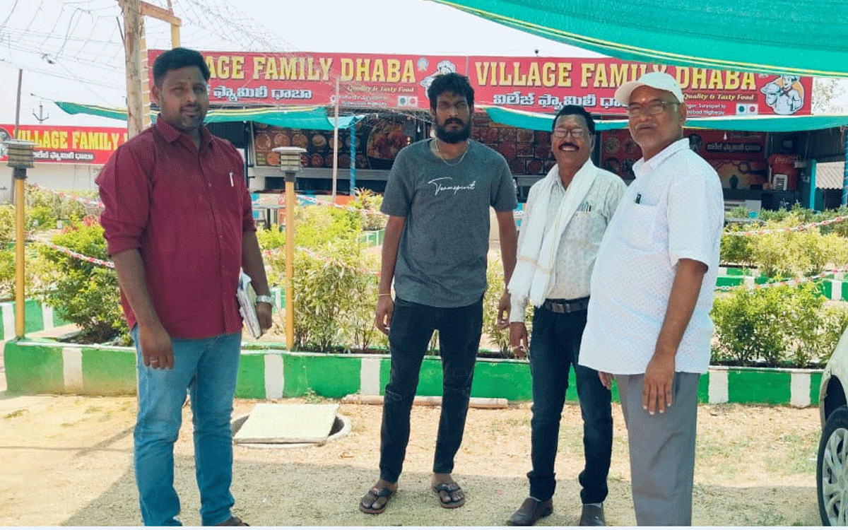 Kattangur : హోటళ్లు నాణ్యత ప్రమాణాలు పాటించాలి : డీఎల్‌పీఓ వెంకటేశ్వర్లు