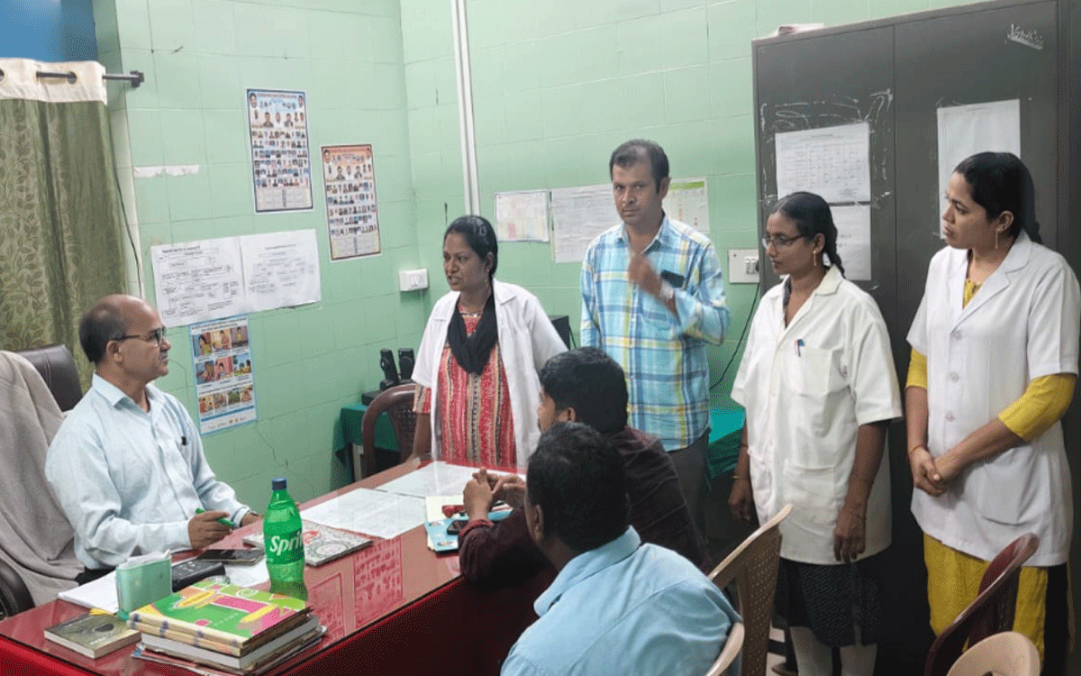 Ramavaram : వైద్య సిబ్బంది అప్ర‌మ‌త్తంగా ఉండాలి : డీఎంహెచ్ఓ భాస్క‌ర్ నాయ‌క్‌