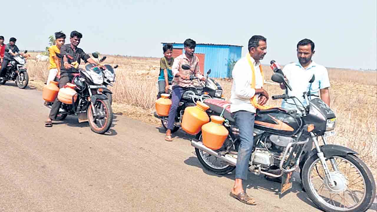 తాగునీటికి కర్నాటకకు పరుగులు.. గోస పడుతున్న శాంతినగర్‌తండా గిరిజనం