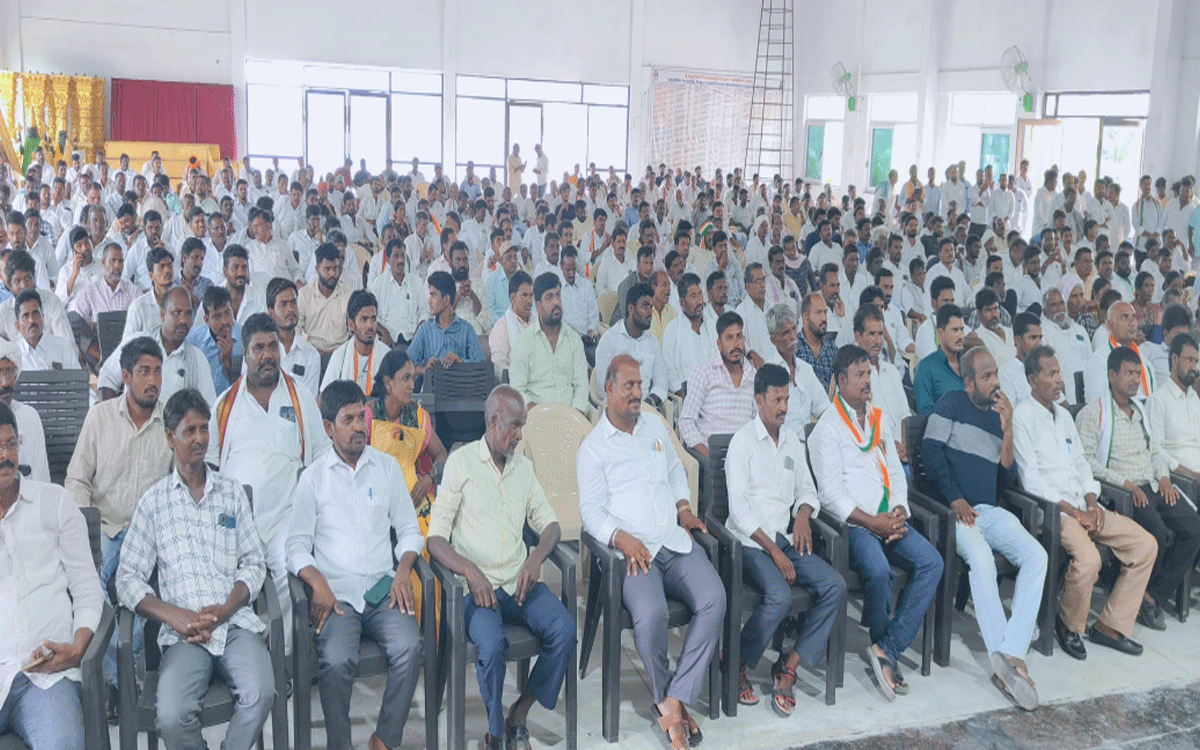 Devarakonda Rural : ప్ర‌భుత్వ ప‌థ‌కాలు ప్ర‌జ‌ల‌కు చేరువ‌య్యేలా చూడాలి : ఎమ్మెల్యే బాలునాయక్