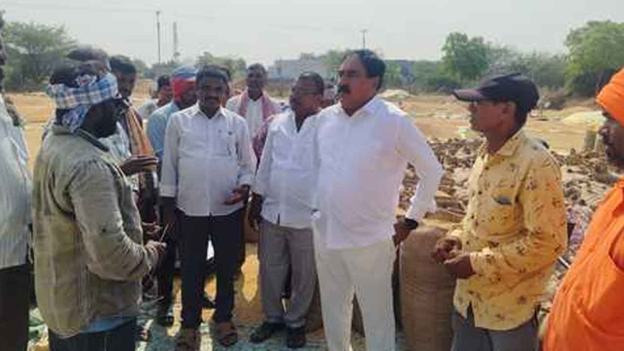 Errabelli | ధాన్యం కొనుగోలు చెయ్యడంలో కాంగ్రెస్ ప్రభుత్వం విఫలం : ఎర్రబెల్లి