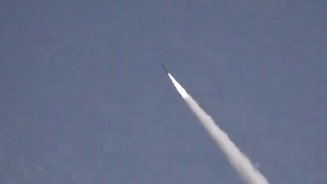 Fatah missile: ఫ‌త‌హ్ మిస్సైల్‌ను ప‌రీక్షించిన పాకిస్థాన్‌..