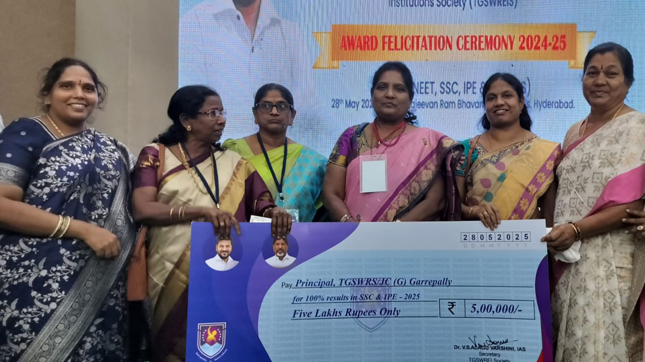 Gurukula School | గర్రేపల్లి గురుకులంలో 100 శాతం ఉత్తీర్ణత.. అభివృద్ధికి 5 లక్షలు