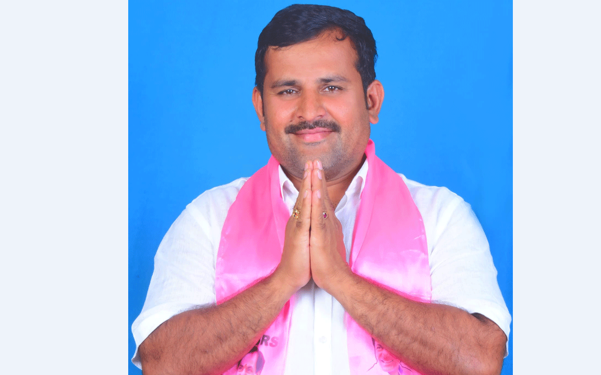 Julurupadu : ఇందిరమ్మ ఇళ్లలో అర్హులకు అన్యాయం : లకావత్ గిరిబాబు