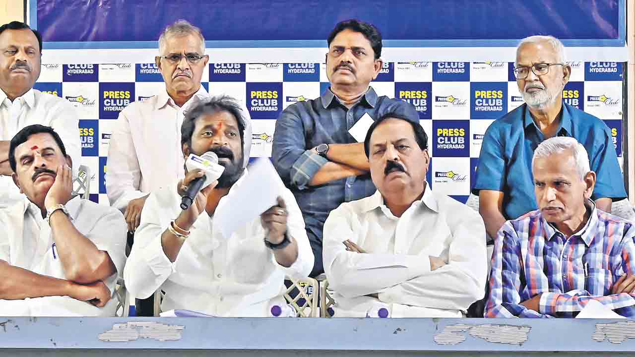 ఉద్యోగుల కోసం సమరశంఖం