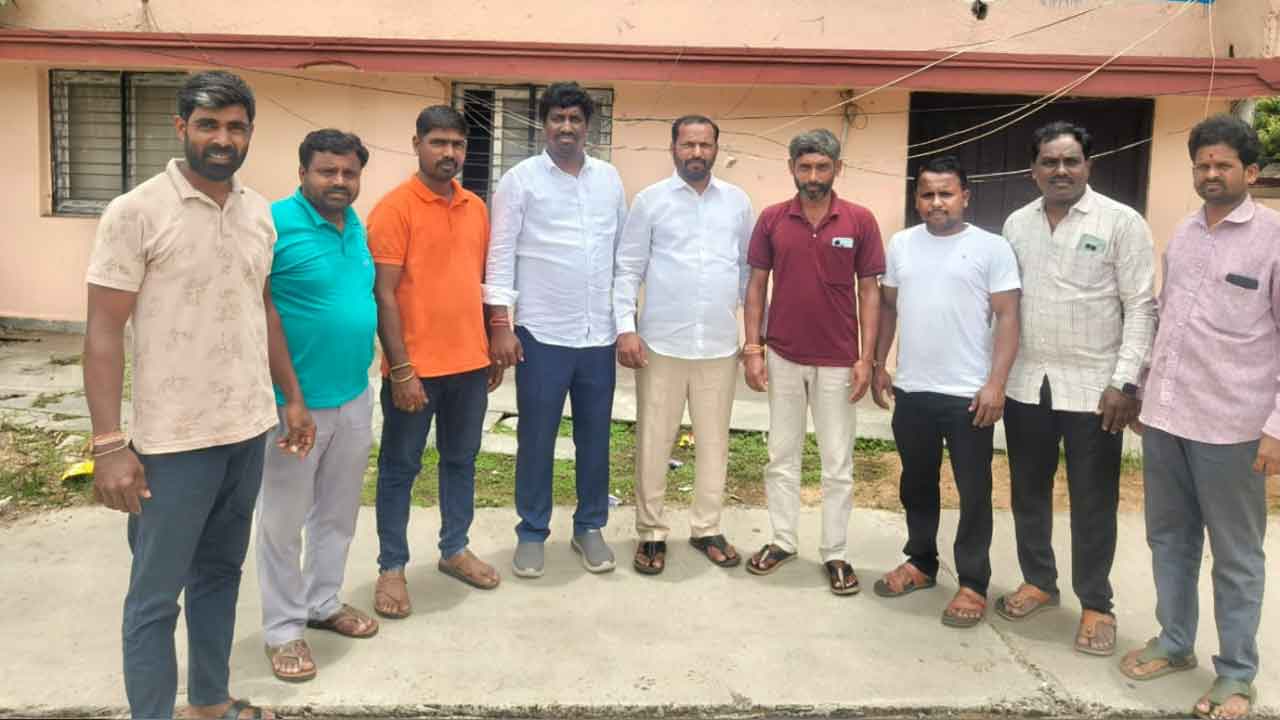 Dumping Yard | నల్లవల్లిలో రైతు జేఏసీ నాయకుల ముందస్తు అరెస్ట్‌లు