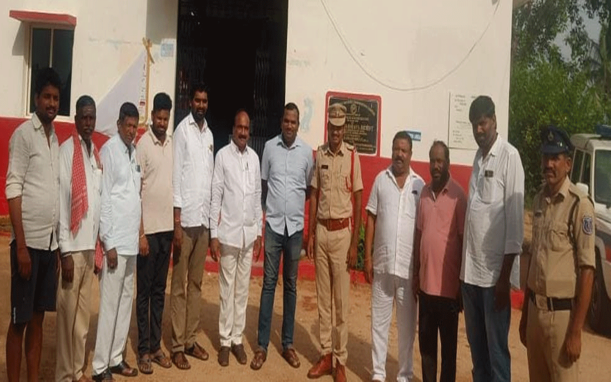 Rajapet : పెండింగ్ బిల్లులు చెల్లించిన తర్వాతే స్థానిక సంస్థల ఎన్నికలు నిర్వహించాలి : గుంటి మధుసూదన్ రెడ్డి