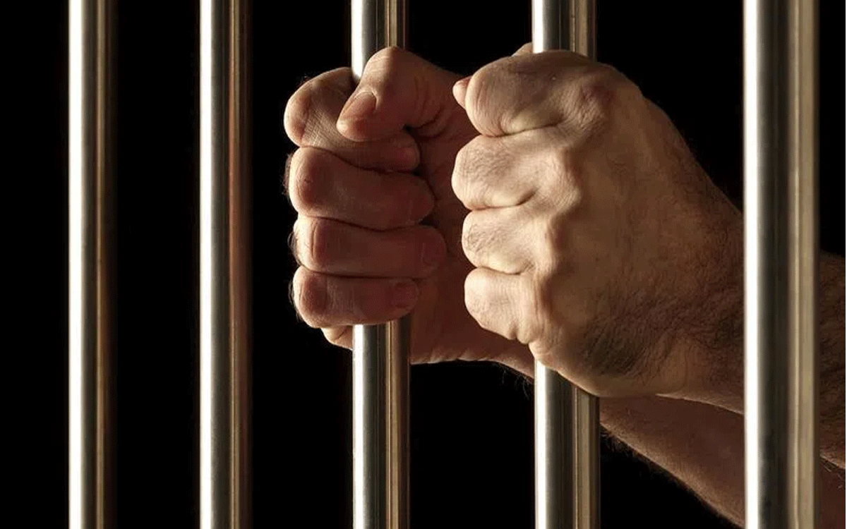 Hyderabad : బాలికలను వేధించిన యువకుడిపై కేసు నమోదు