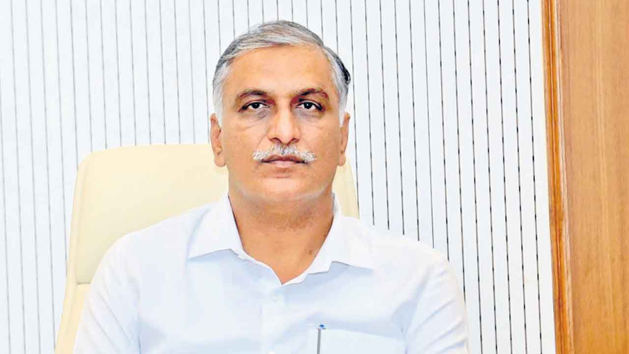 బీర్లు, బార్లను నమ్ముకొని పాలన.. రేవంత్‌ సర్కార్‌పై.. హరీశ్‌రావు మండిపాటు