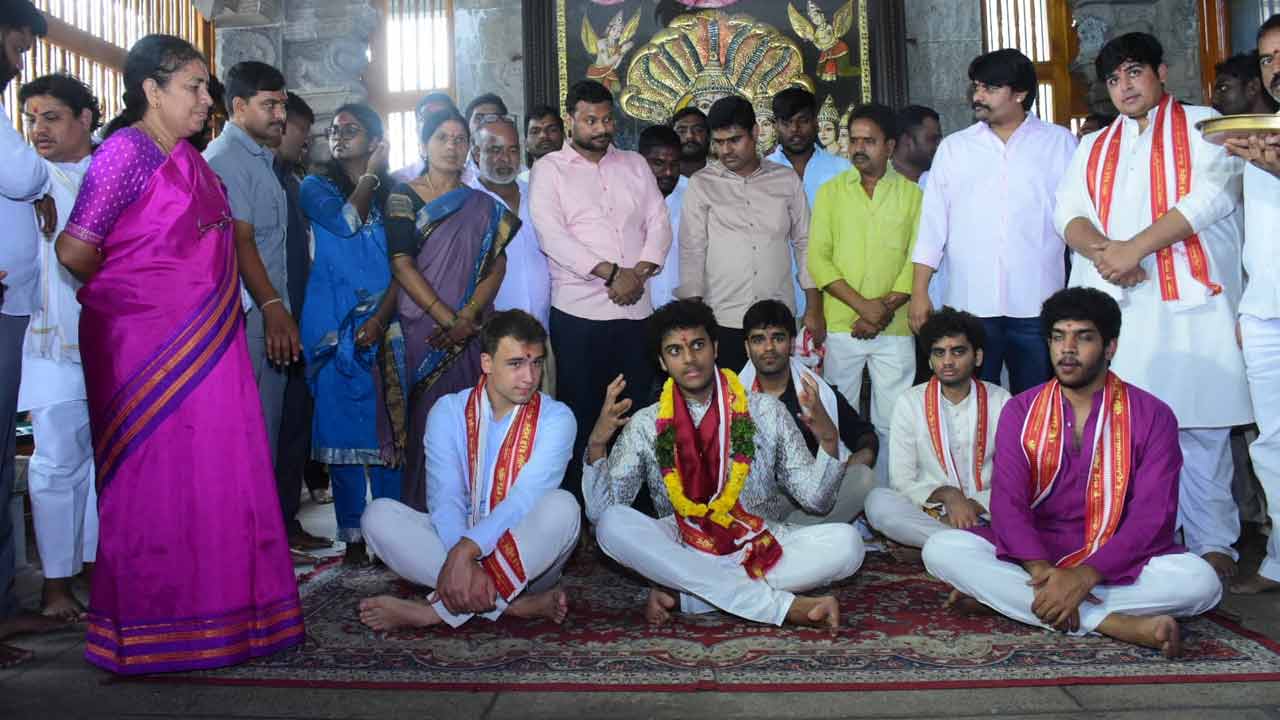 Kalvakuntla Himanshu Rao | యాద‌గిరీశుడి చెంత‌న‌ క‌ల్వ‌కుంట్ల హిమాన్షు