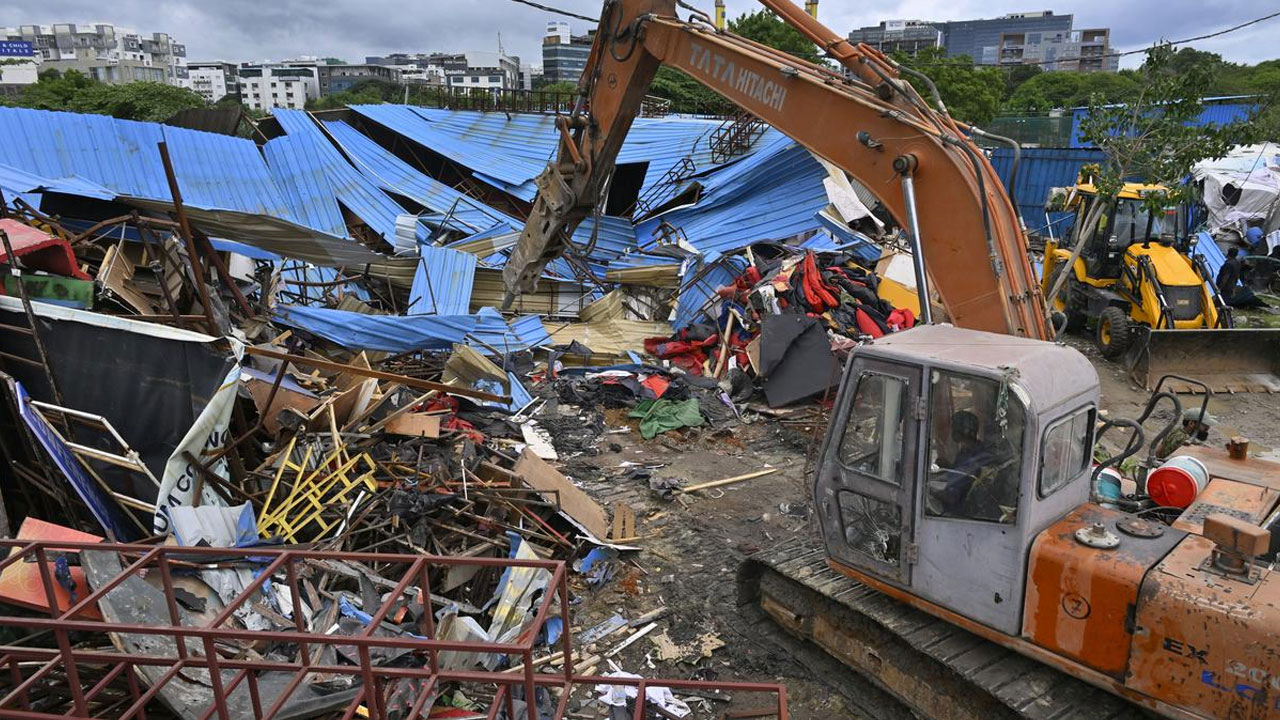 HYDRA | హైదర్‌నగర్‌లో హైడ్రా కూల్చివేతలు..