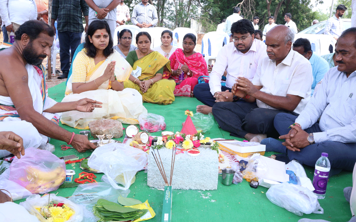 Nalgonda : స‌క‌ల స‌దుపాయాల‌తో అదనపు బ్లాక్ నిర్మాణం : కలెక్టర్ ఇలా త్రిపాఠి