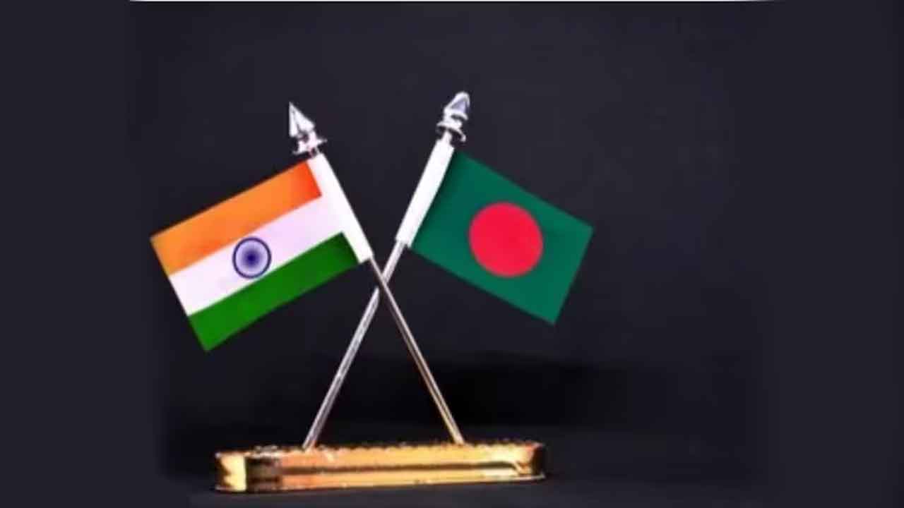 బంగ్లాదేశ్‌కు భారత్‌ షాక్‌