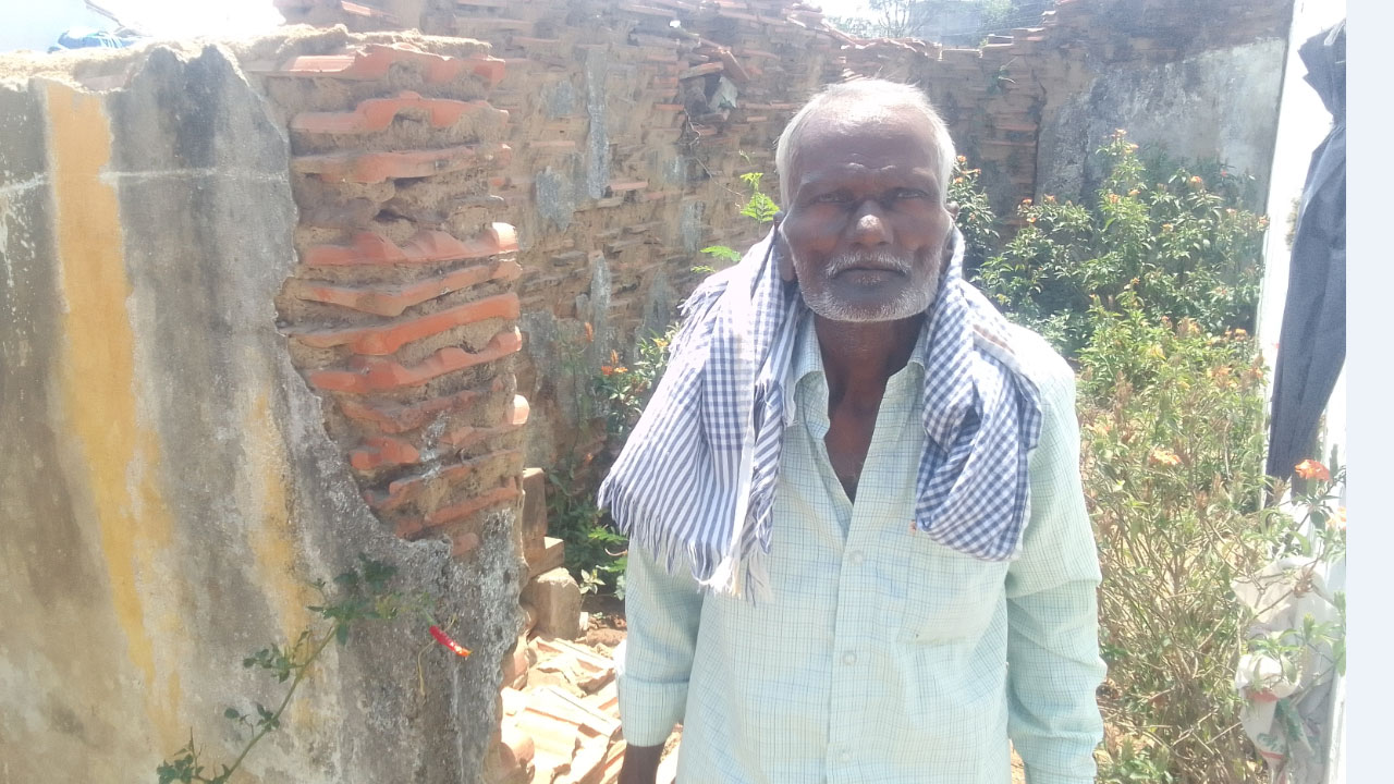 Indiramma Indlu | ప్రభుత్వమే కట్టిస్తే బాగుండు.. ఇందిరమ్మ ఇండ్లపై లబ్ధిదారుల అసంతృప్తి