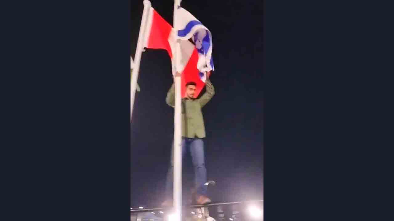 సెక్రటేరియేట్‌ వద్ద యువకుడి హల్‌చల్‌!