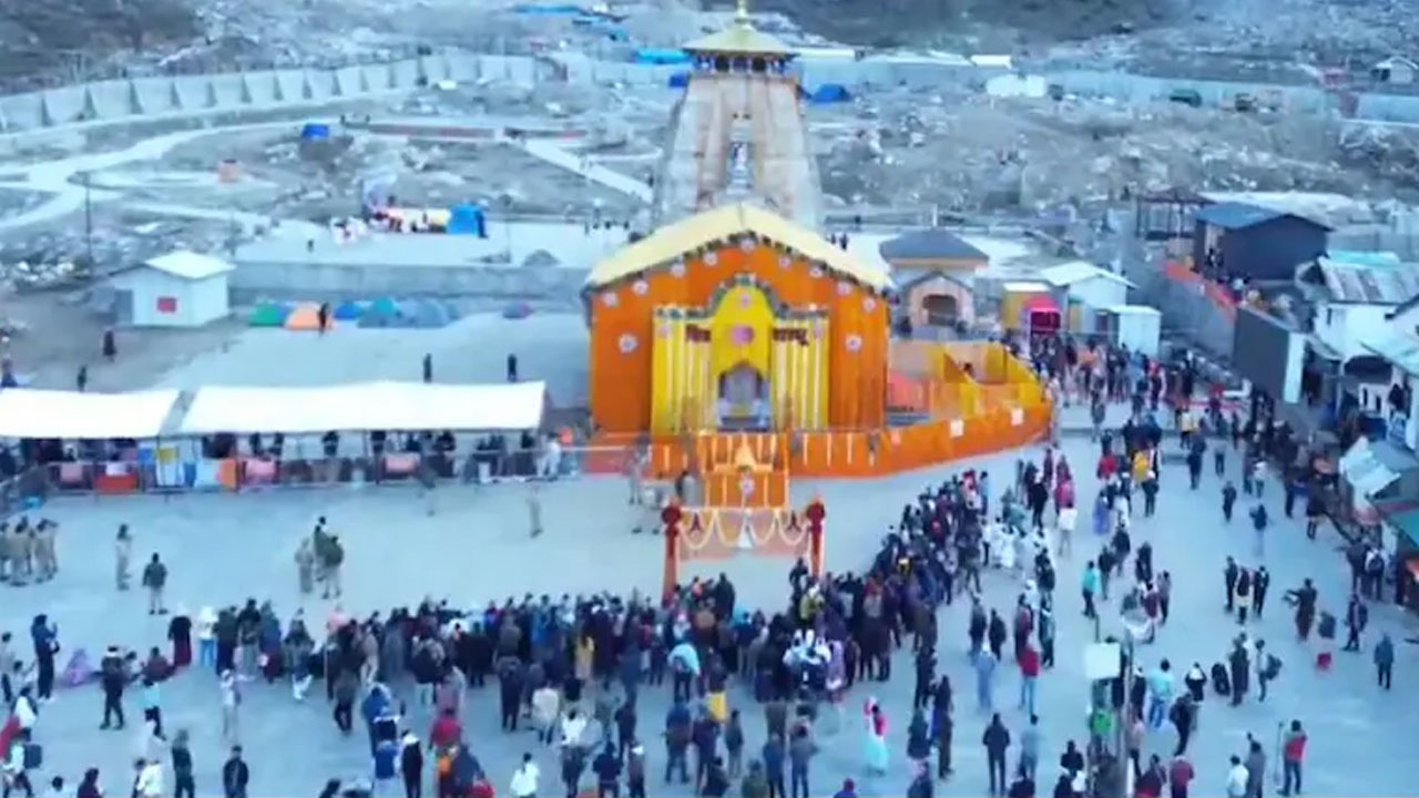 Kedarnath | కేదార్‌నాథ్‌కు పోటెత్తిన భక్తులు.. తొలిరోజు దర్శించుకున్న 30 వేల మంది భక్తులు