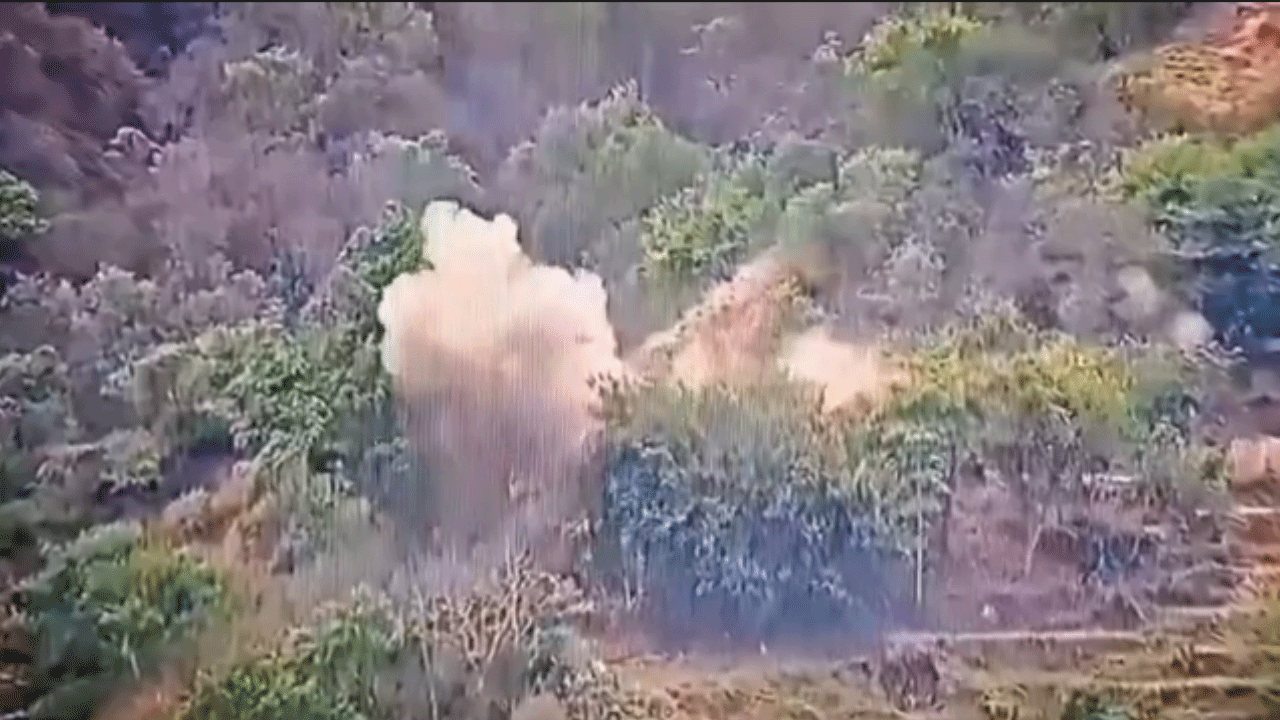 Indian Army: ఉగ్ర‌వాదుల లాంచ్‌ప్యాడ్‌ పేల్చివేత‌.. వీడియో రిలీజ్ చేసిన ఇండియ‌న్ ఆర్మీ