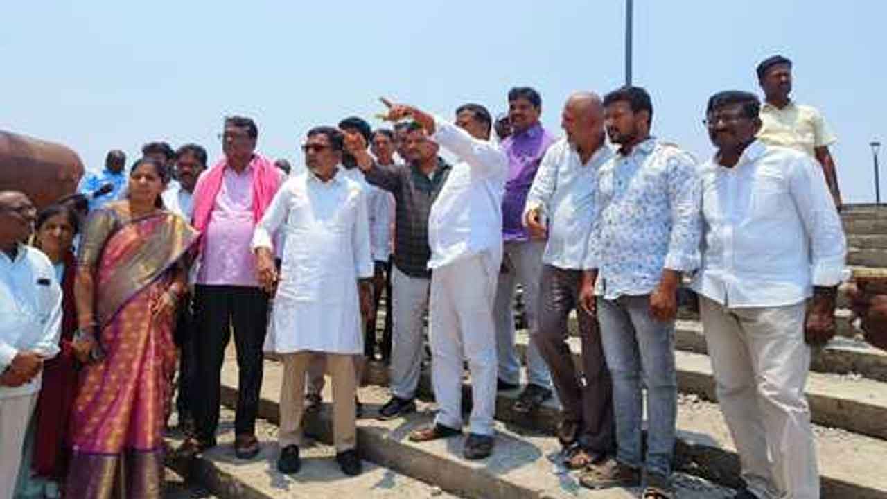 Putta Madhukar | పుష్కరాల్లో సౌకర్యాలు కల్పించకపోవడం సిగ్గుచేటు : పుట్ట మధుకర్‌