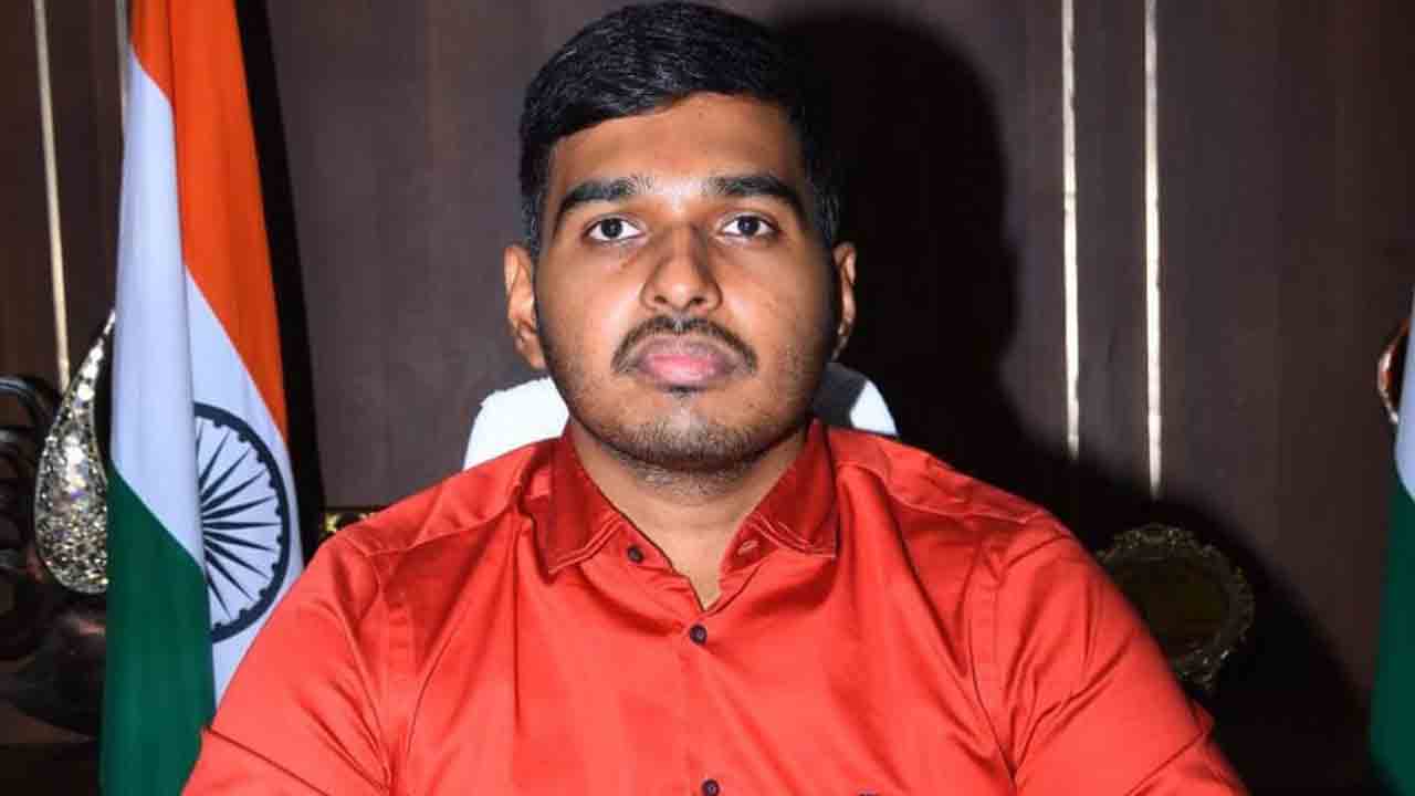 చౌదరిపల్లి భూములపై నిగ్గు తేల్చండి