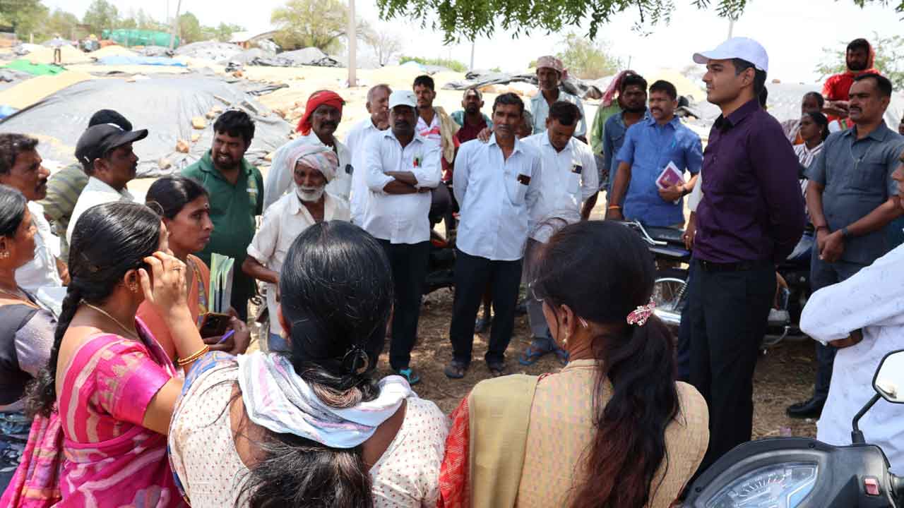 Collector Manu Chowdhury | ధాన్యం కోనుగోలు ప్రక్రియను వేగవంతం చేయాలి : కలెక్టర్‌ మను చౌదరి