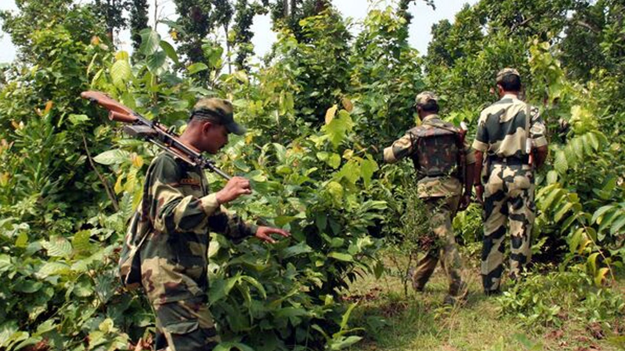 Jharkhand | జార్ఖండ్‌లో ఎన్‌కౌంటర్‌.. ఇద్దరు మావోయిస్టులు మృతి