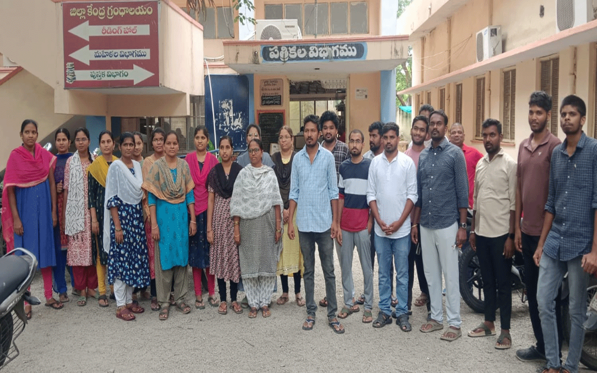 Nalgonda : త‌క్ష‌ణ‌మే జాబ్ క్యాలెండర్ విడుదల చేయాలి : మేడి కిర‌ణ్