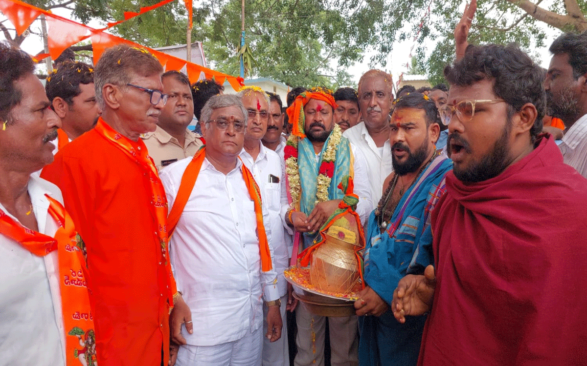 Julurupadu : పాపకొల్లులో పంచముఖ ఆంజనేయ విగ్రహావిష్క‌ర‌ణ