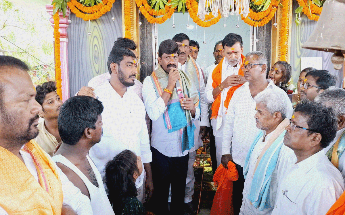 Kattangur : దైవ చింతనతో మానసిక ప్రశాంతత : ఎమ్మెల్యే వేముల వీరేశం