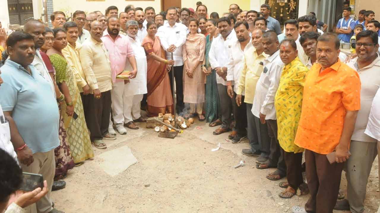 MLA Kaleru Venkatesh | ప్రజల సహకారంతోనే నియోజకవర్గం అభివృద్ధి : ఎమ్మెల్యే కాలేరు వెంక‌టేశ్