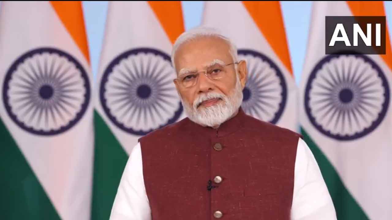 PM Modi | భార‌త ర‌క్ష‌ణ ద‌ళాల ధైర్య‌సాహ‌సాలు దేశానికి త‌ల‌మానికం : ప్ర‌ధాని మోదీ