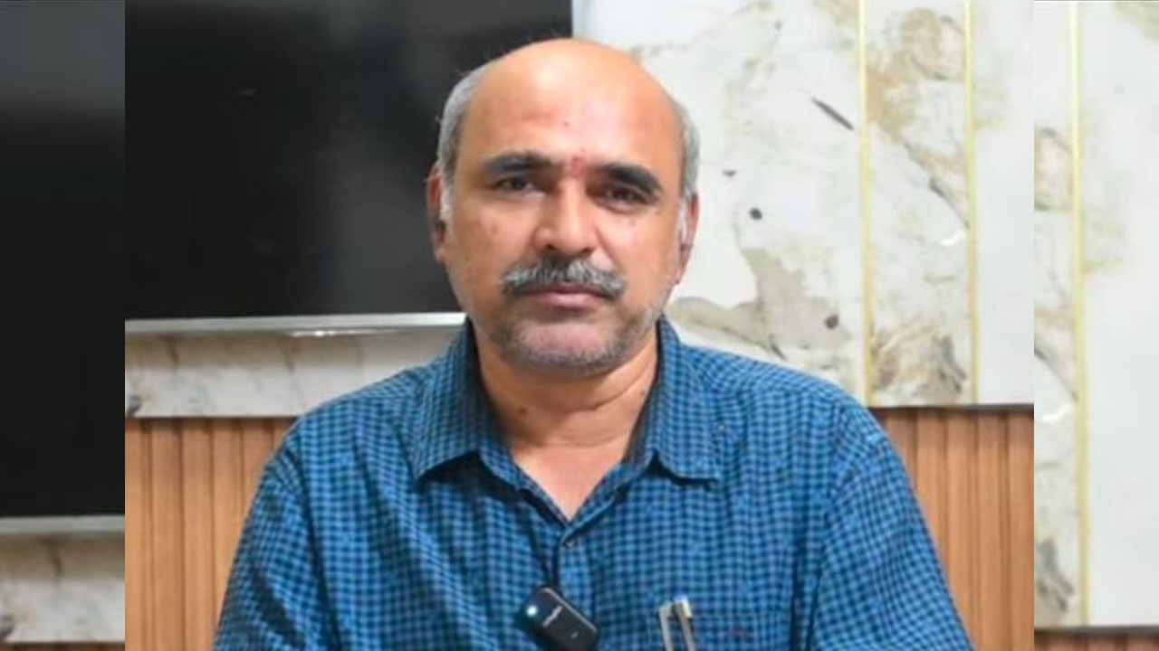 Munipalli | పైసలు తీసుకొనే పనులు చేయండి.. అధికారులకు మునిపల్లి ఎంపీడీఓ ఆదేశం