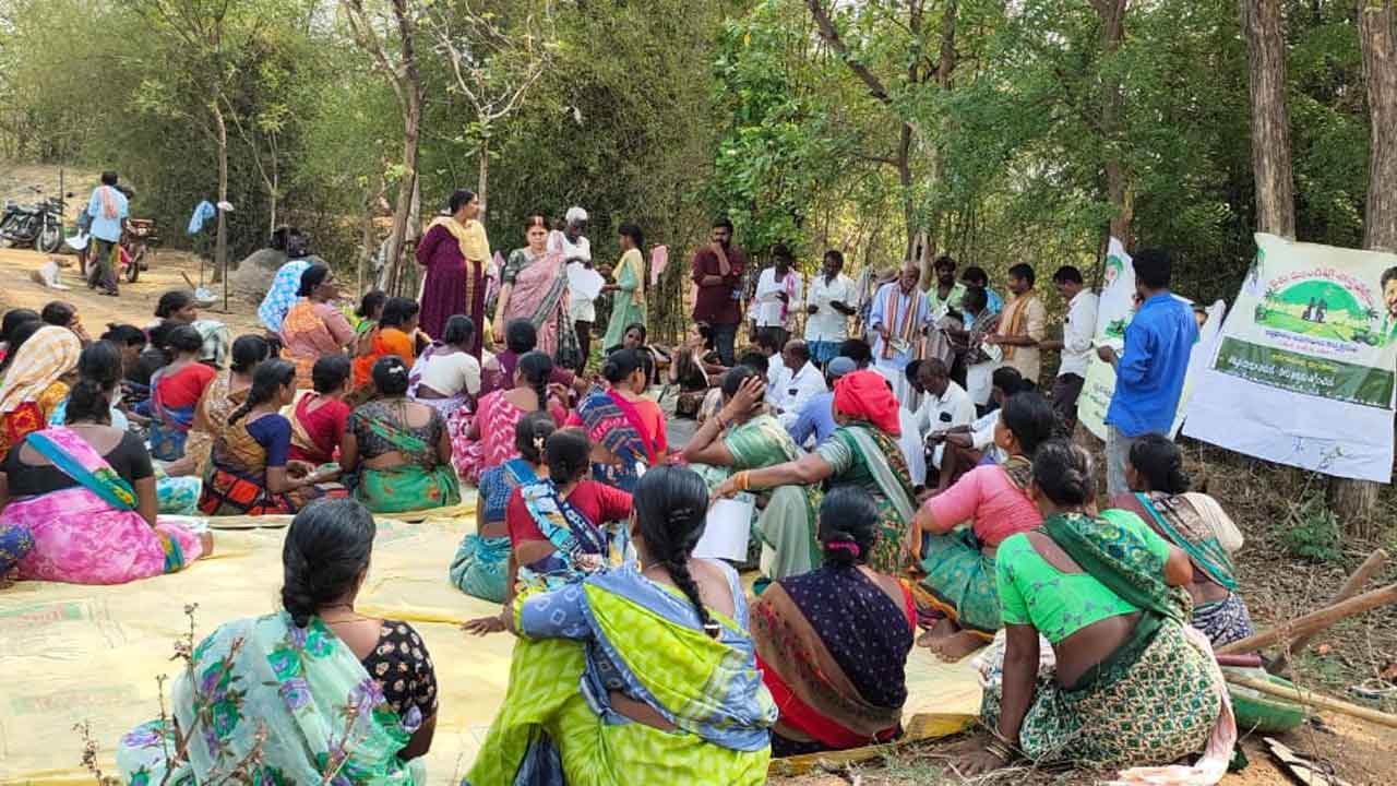 Medak | మోతాదుకు మించి రసాయన ఎరువులు వాడరాదు : వ్యవసాయ శాస్త్రవేత్తలు