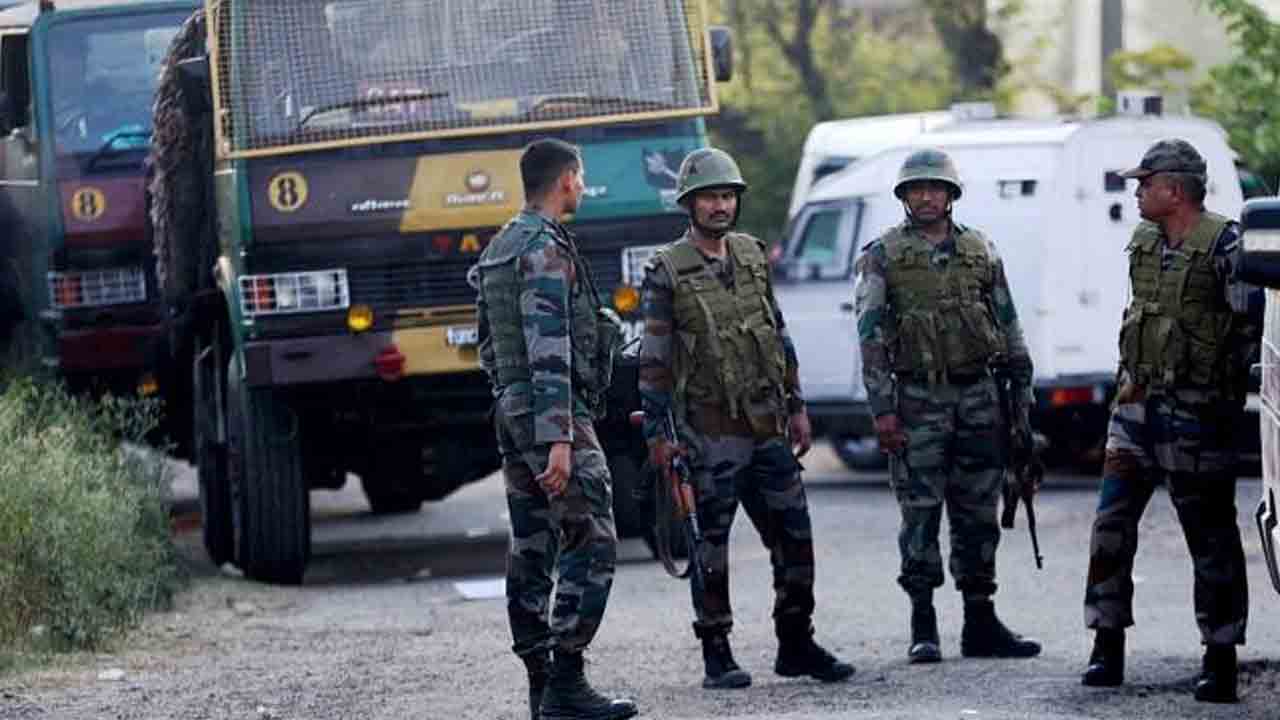 ఉగ్రవాదుల కోసం నేపాల్‌ సరిహద్దులో గాలింపు