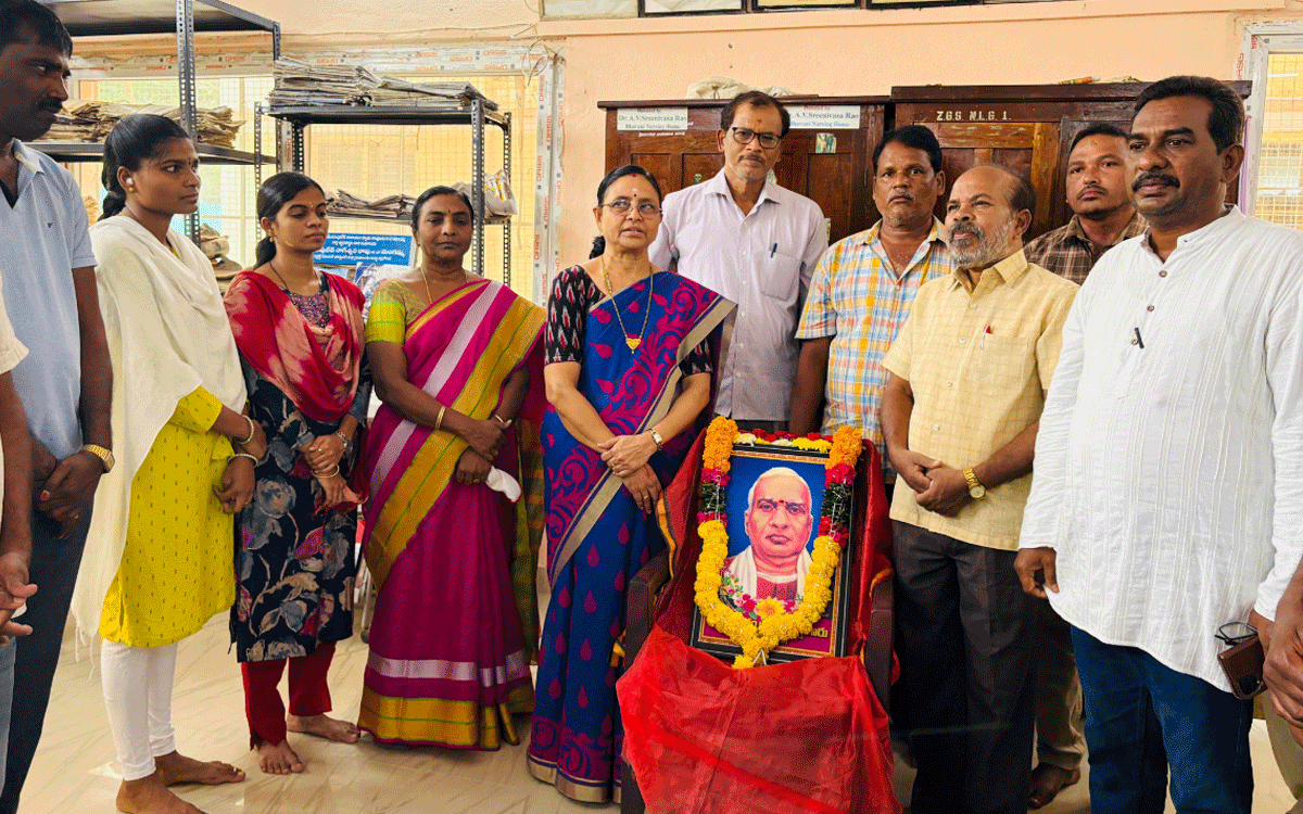 Nalgonda : తెలంగాణ సాహితీ ఆత్మ గౌర‌వాన్ని చాటిన సుర‌వ‌రం : బి.బాల‌మ్మ‌